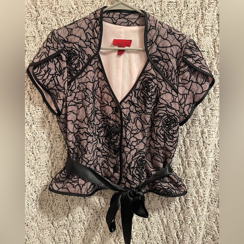JS Collections Black Trim Pink Floral Overlay Short Sleeve Top